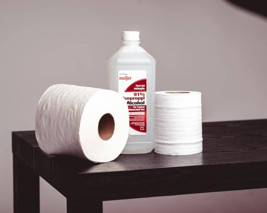 cloth, water and Isopropyl Alcohol