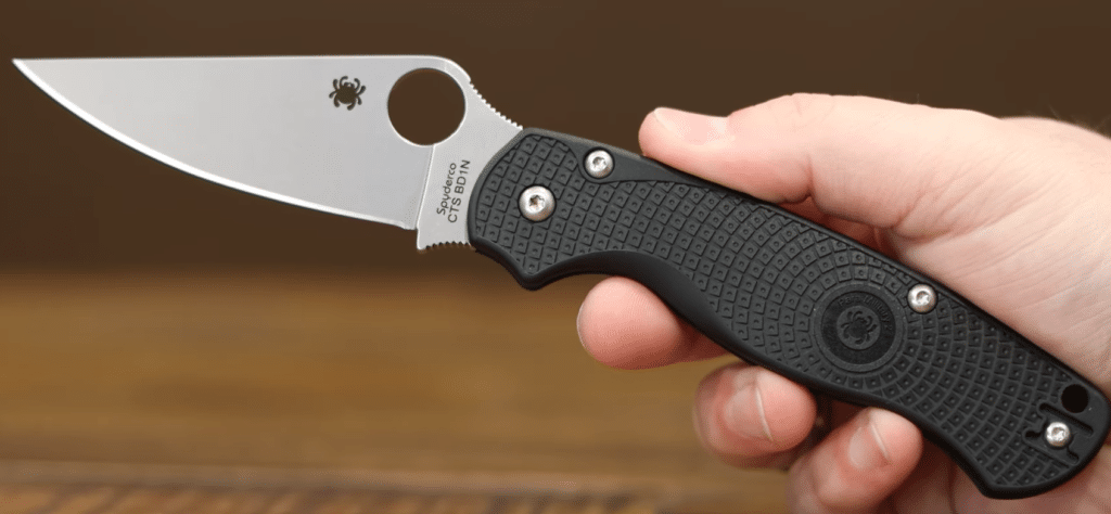 Spyderco Para Military 2 featuring G10